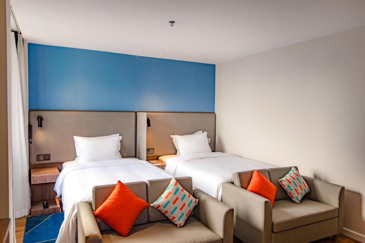 Holiday Inn Express Shantou City Center By Ihg Buitenkant foto